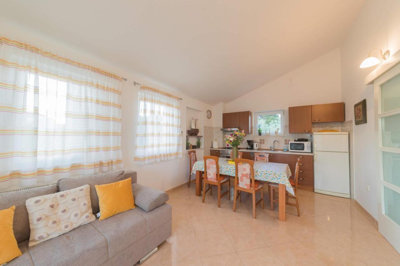 אוגייאן Apartmani Lenka מראה חיצוני תמונה